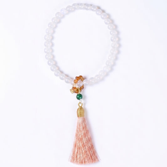 White Agate Mala Style Bracelet for Women, Natural Stone Bead Wrist Jewelry with Polished Beads, Soft Neutral Style for Daily Outfits, Meditation, Layering, and Gift Styling